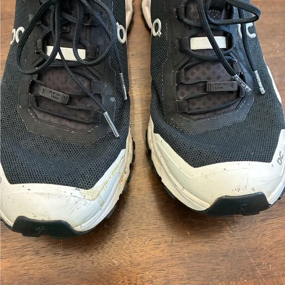 On Cloud Helion Shoes Sneakers Women’s 11 Black White Running - Picture 5 of 8